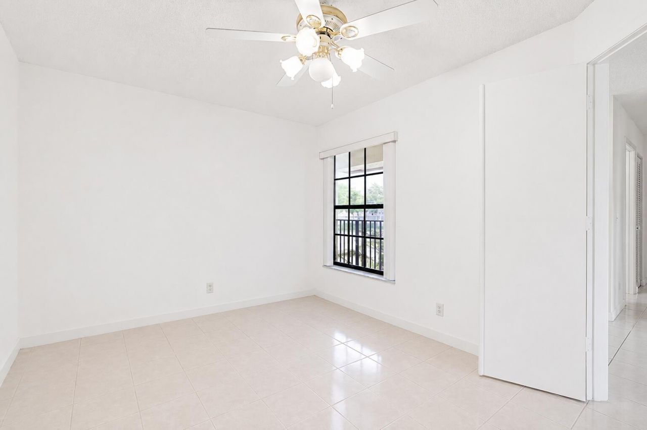 3283 Jog Park Drive, Greenacres, FL 33467 Photo