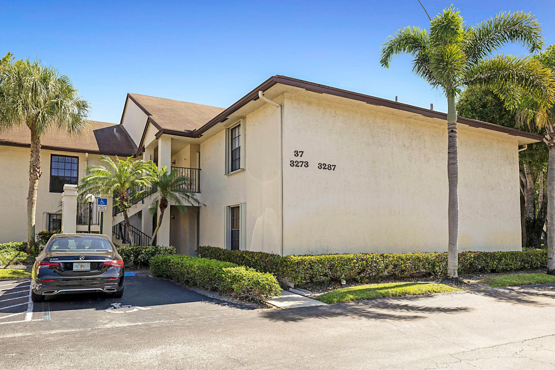 3283 Jog Park Drive, Greenacres, FL 33467 Photo