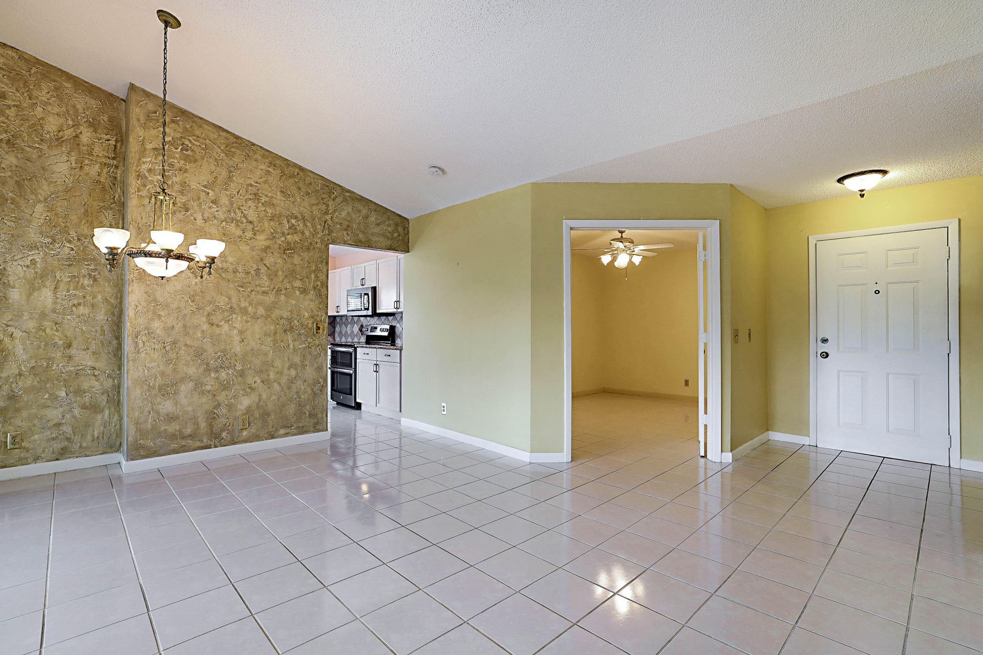 3283 Jog Park Drive, Greenacres, FL 33467 Photo
