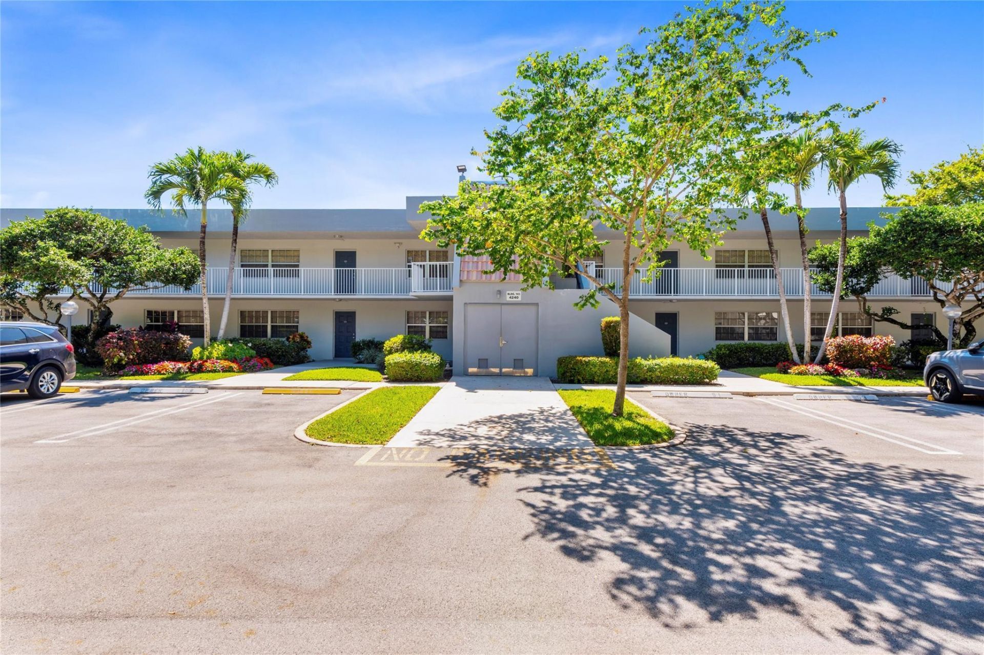 4240 Oaks Terrace, Unit 105, Pompano Beach, FL 33069 Photo