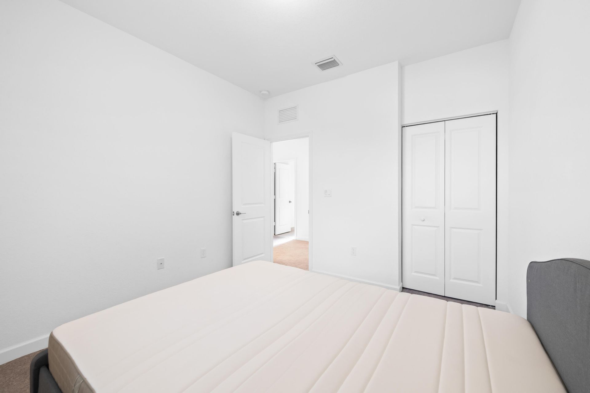 534 SW 19th Terrace, Fort Lauderdale, FL 33312 Photo