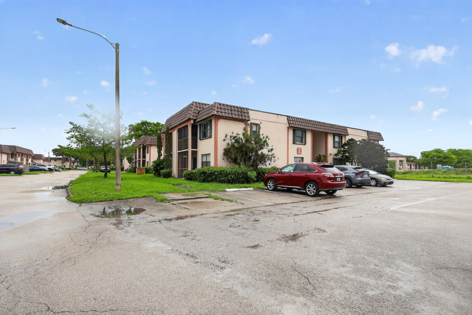 20805 NE 8th Court, Unit 101-21, Miami, FL 33179 Photo