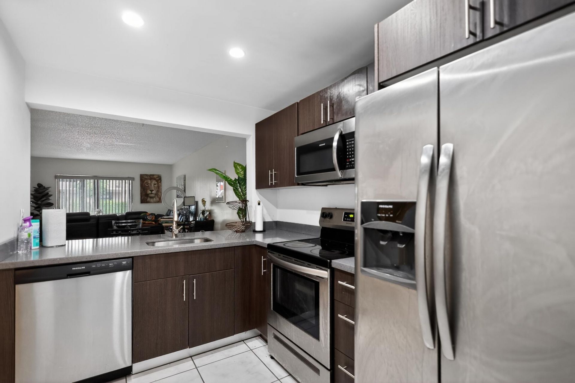 20805 NE 8th Court, Unit 101-21, Miami, FL 33179 Photo