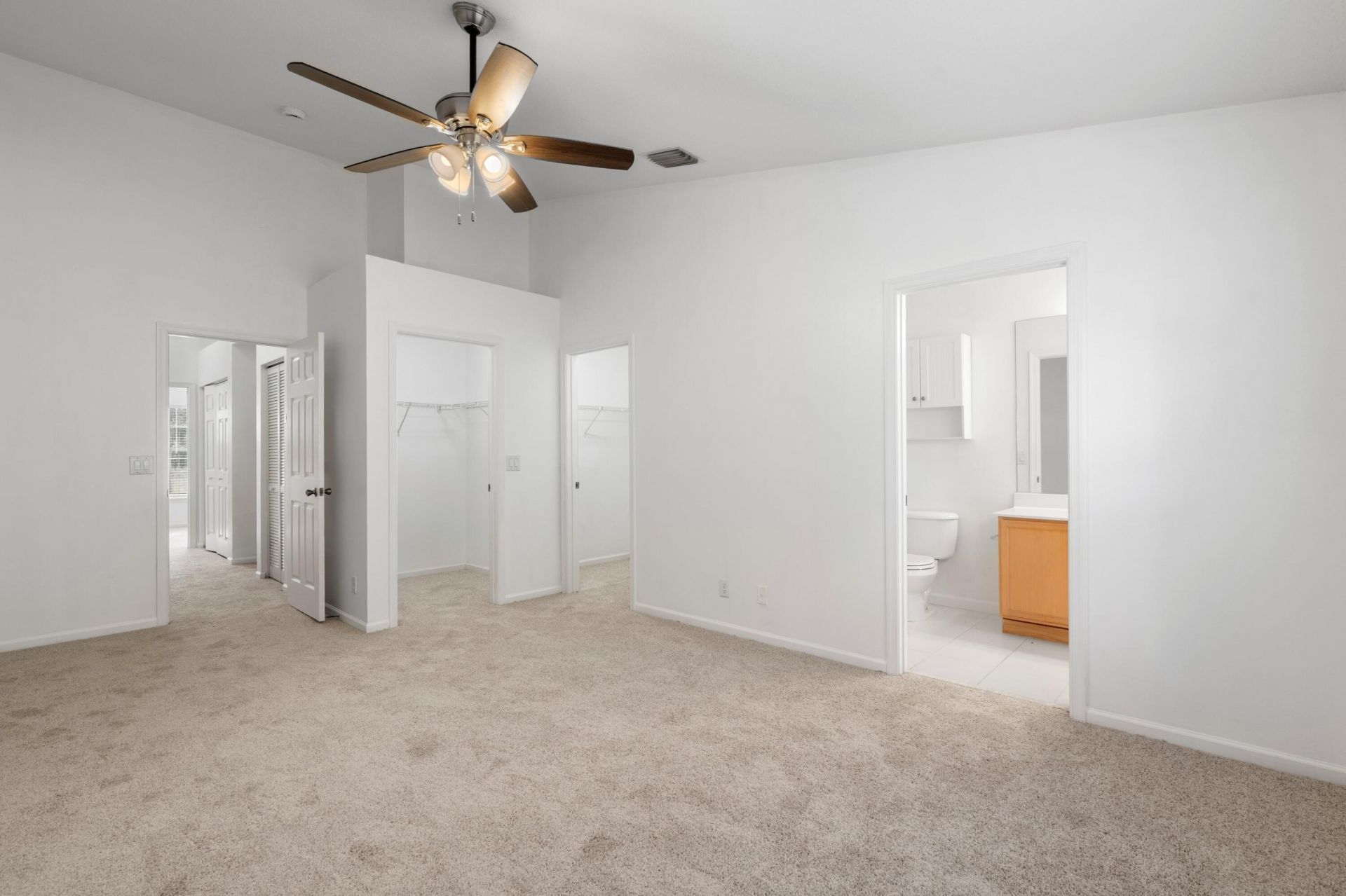 9926 Lago Drive, Boynton Beach, FL 33472 Photo
