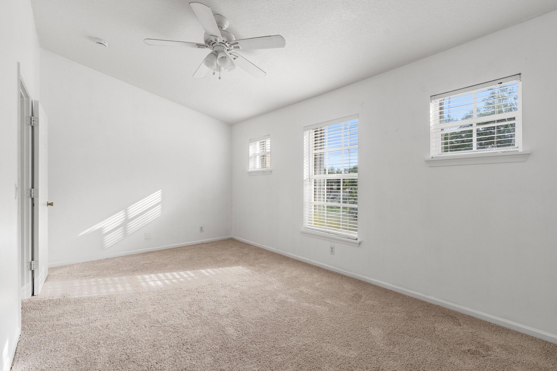 9926 Lago Drive, Boynton Beach, FL 33472 Photo