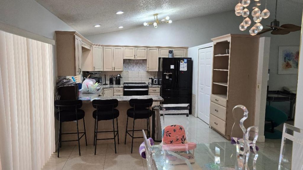 2499 NW 92nd Avenue, Coral Springs, FL 33065 Photo