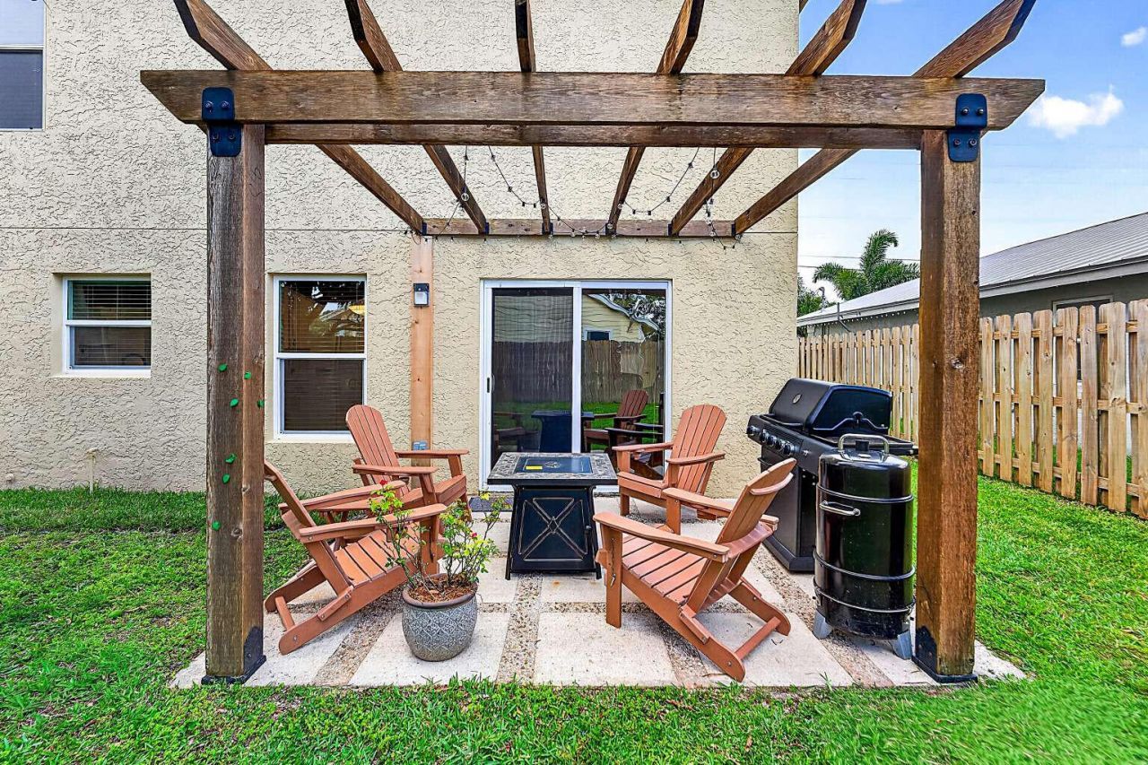 6211 Drake Street, Jupiter, FL 33458 Photo