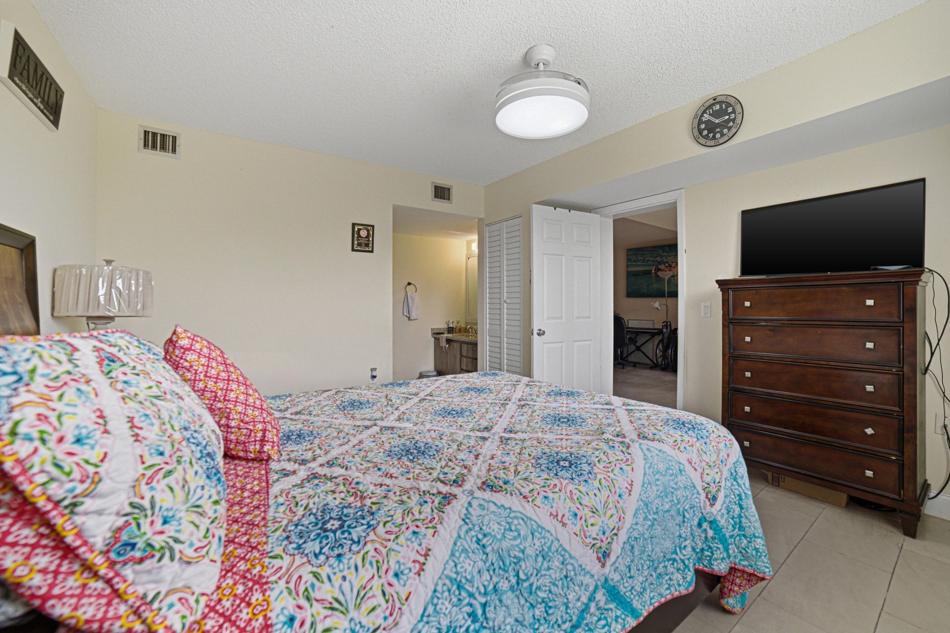 3515 Village Boulevard, Unit 304, West Palm Beach, FL 33409 Photo