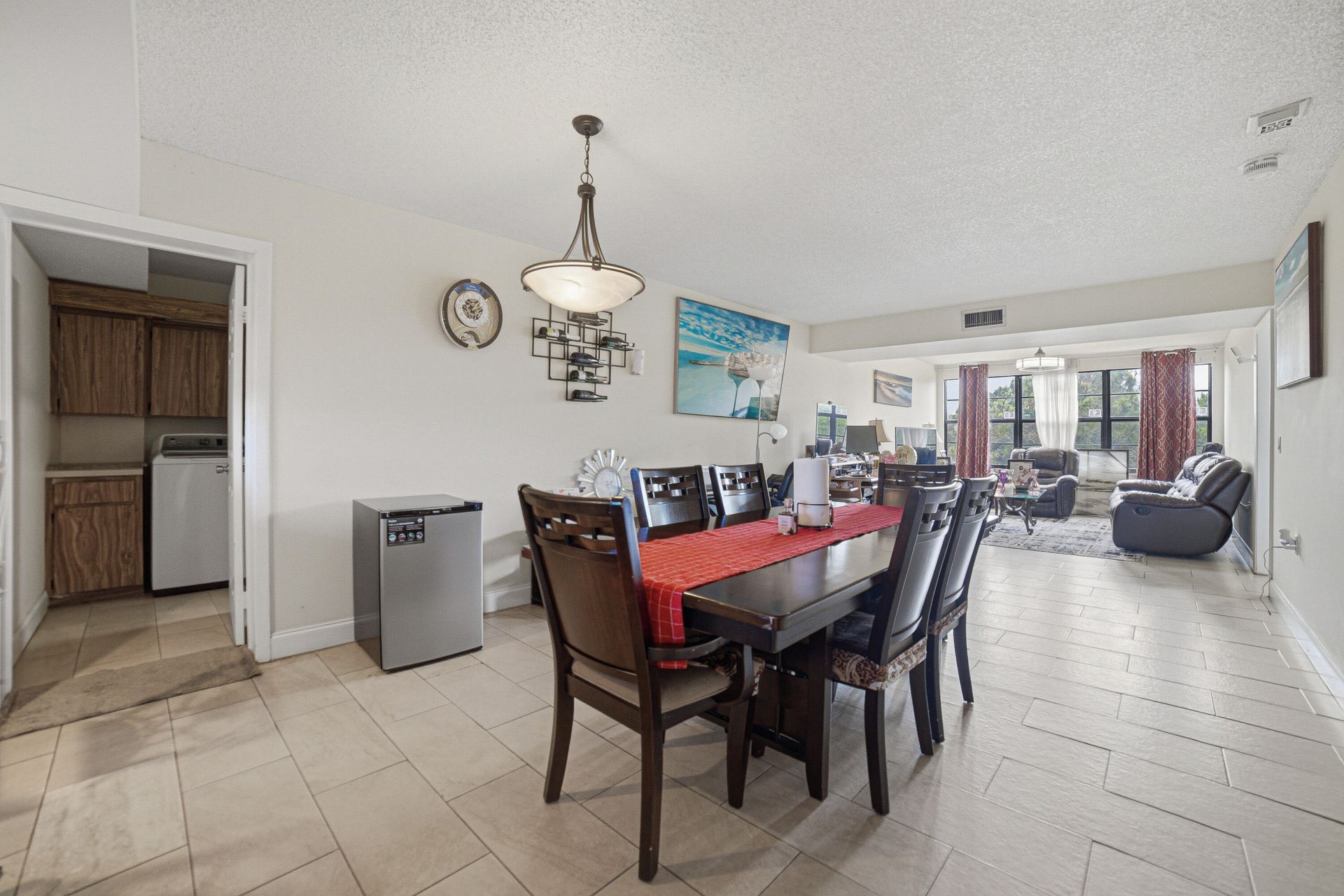 3515 Village Boulevard, Unit 304, West Palm Beach, FL 33409 Photo