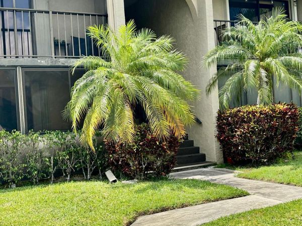503 Shady Pine Way, Unit A1, Greenacres, FL 33415