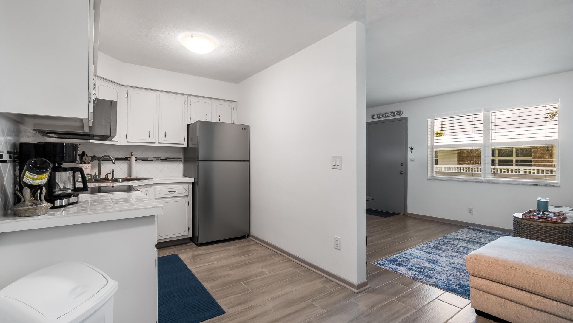 228 Hibiscus Avenue, Unit 233, Lauderdale by the Sea, FL 33308 Photo