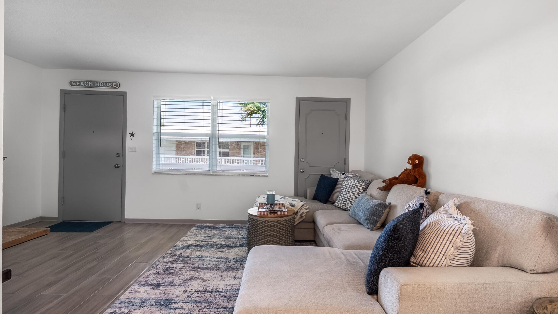 228 Hibiscus Avenue, Unit 233, Lauderdale by the Sea, FL 33308 Photo