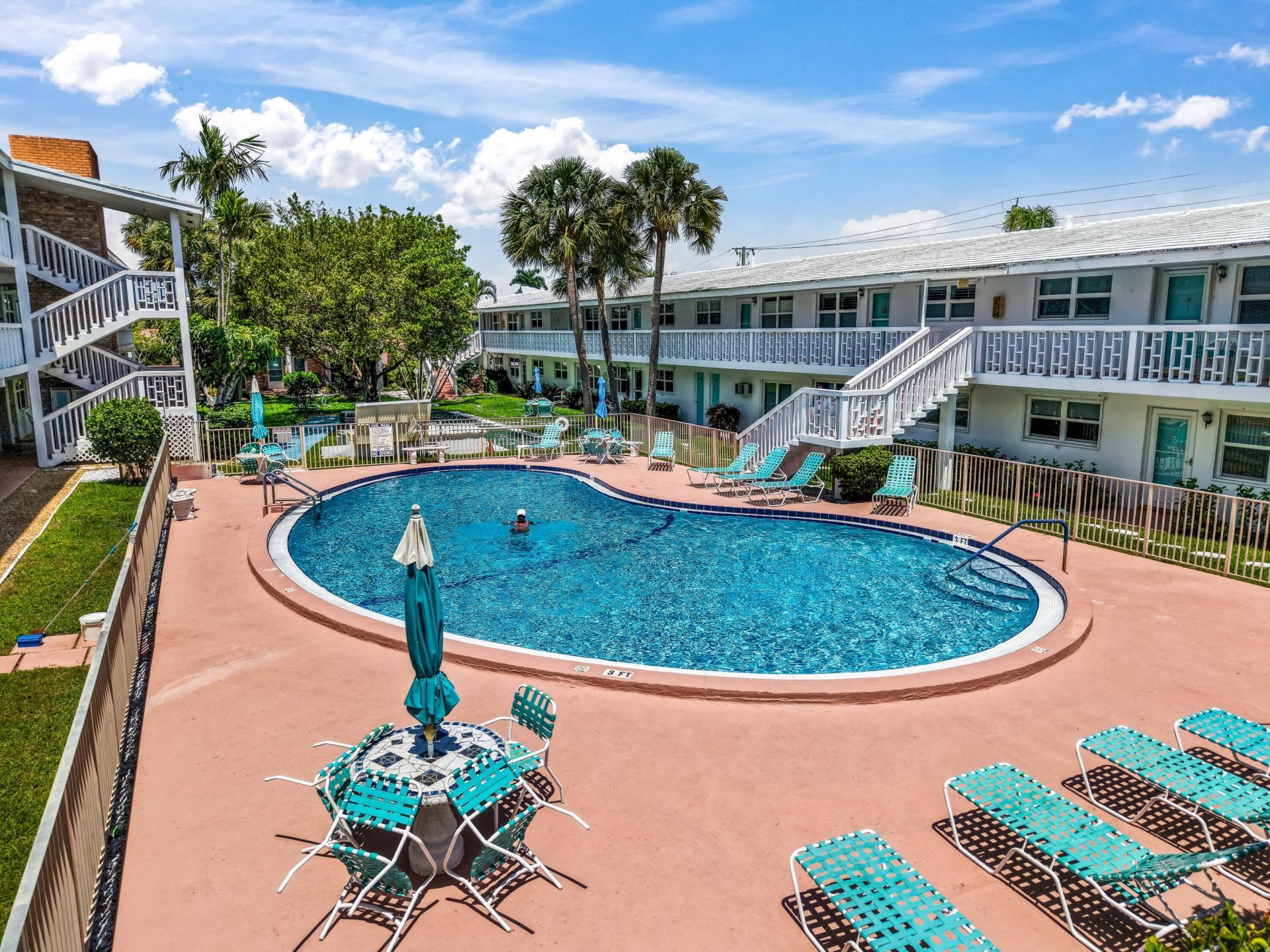 228 Hibiscus Avenue, Unit 233, Lauderdale by the Sea, FL 33308 Photo