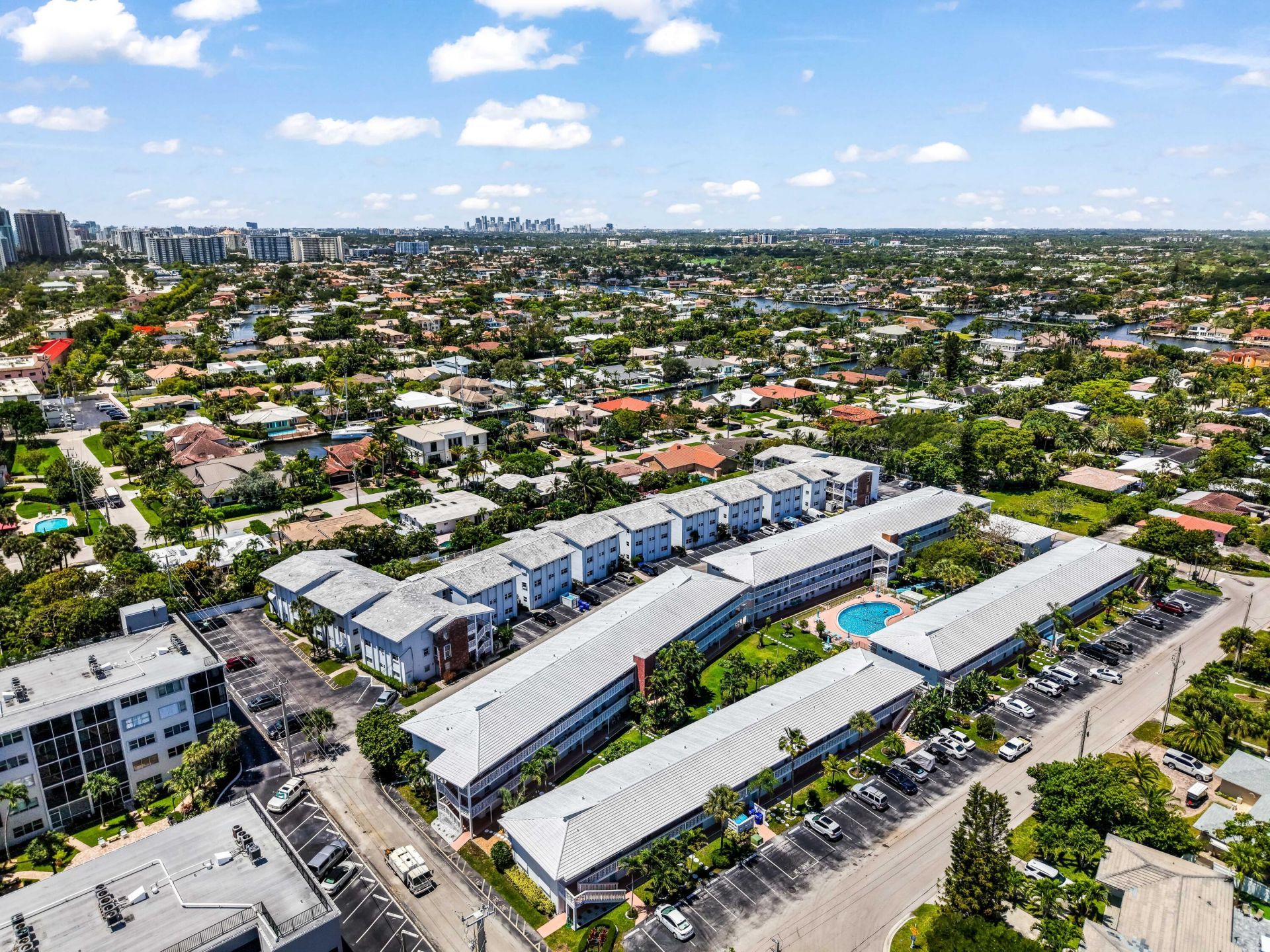 228 Hibiscus Avenue, Unit 233, Lauderdale by the Sea, FL 33308 Photo