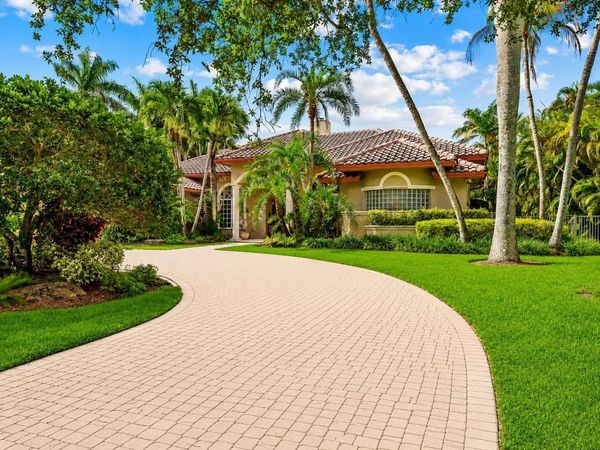 11980 Piccadilly Place, Davie, FL 33325
