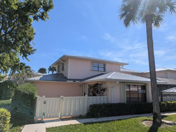 1772 Gulfstream Avenue, Unit E1, Fort Pierce, FL 34949