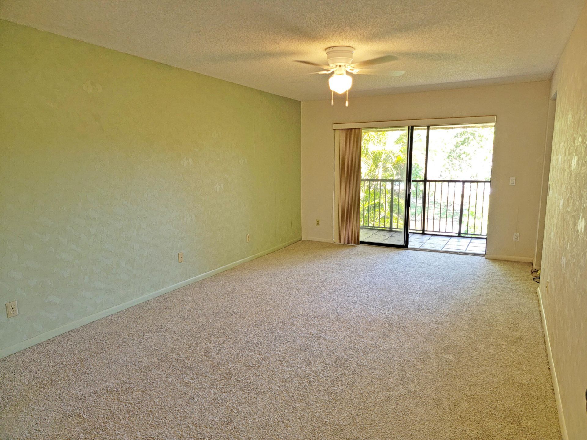 8321 S Coral Circle, North Lauderdale, FL 33068 Photo