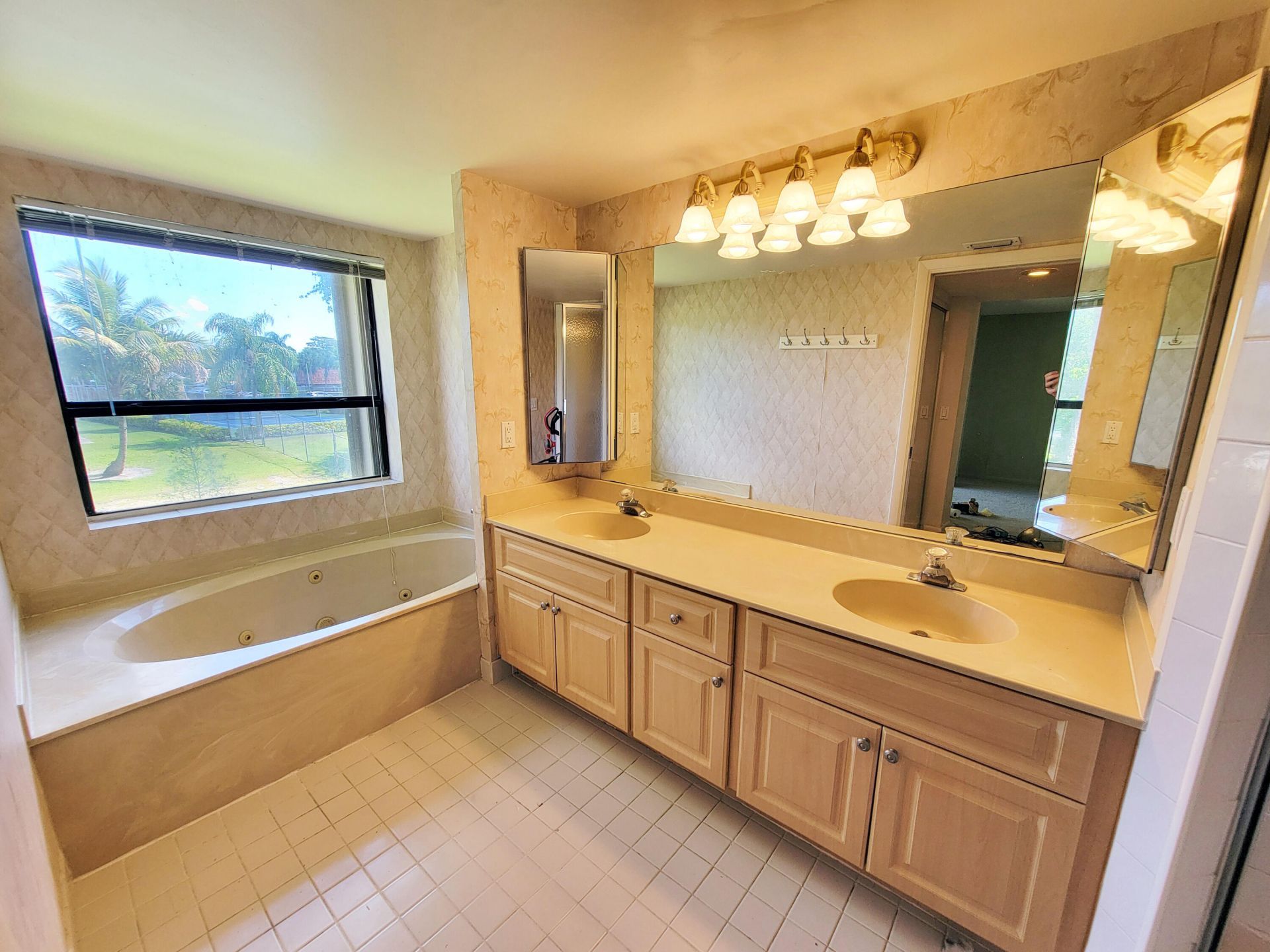 8321 S Coral Circle, North Lauderdale, FL 33068 Photo