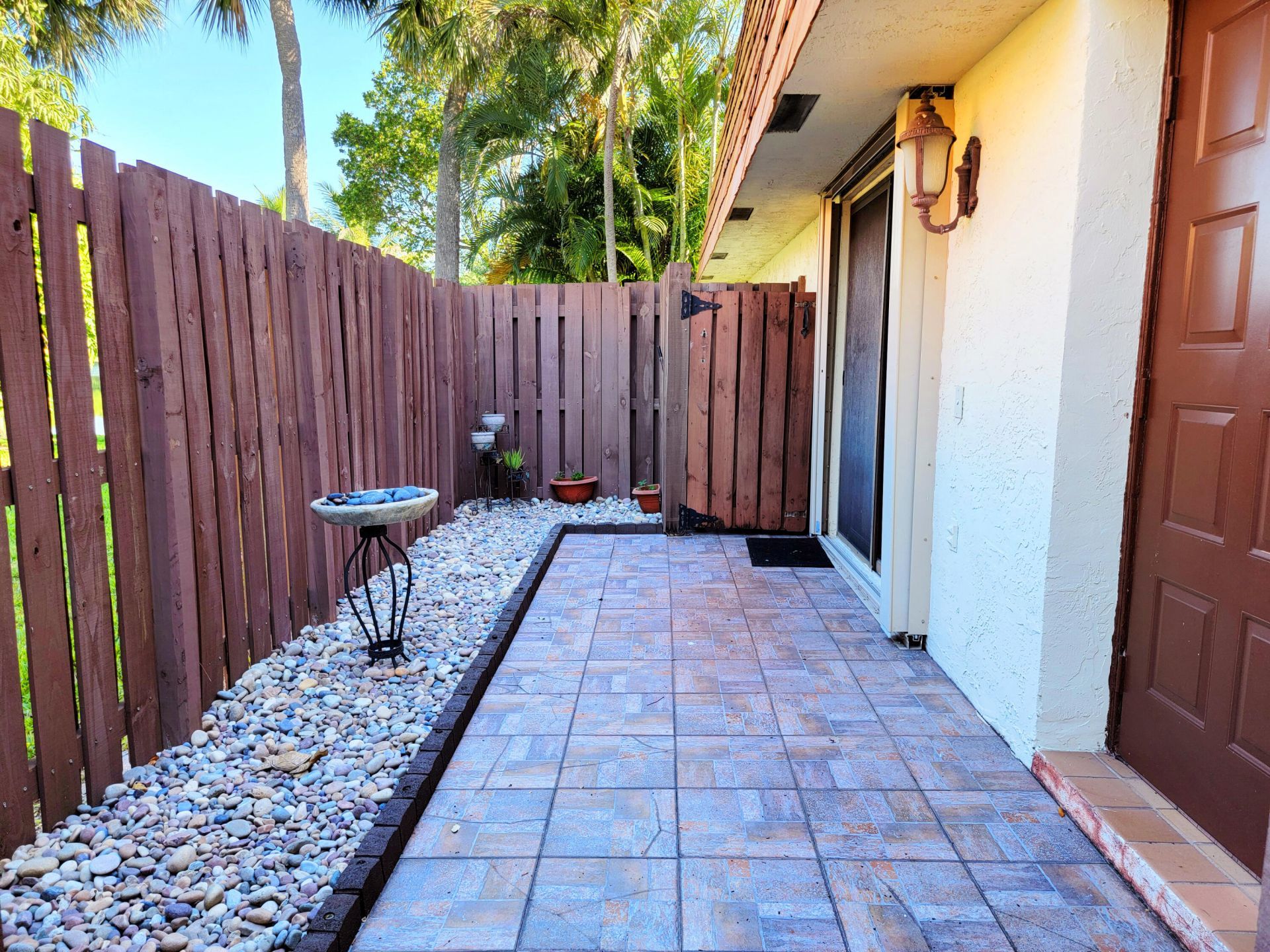8321 S Coral Circle, North Lauderdale, FL 33068 Photo