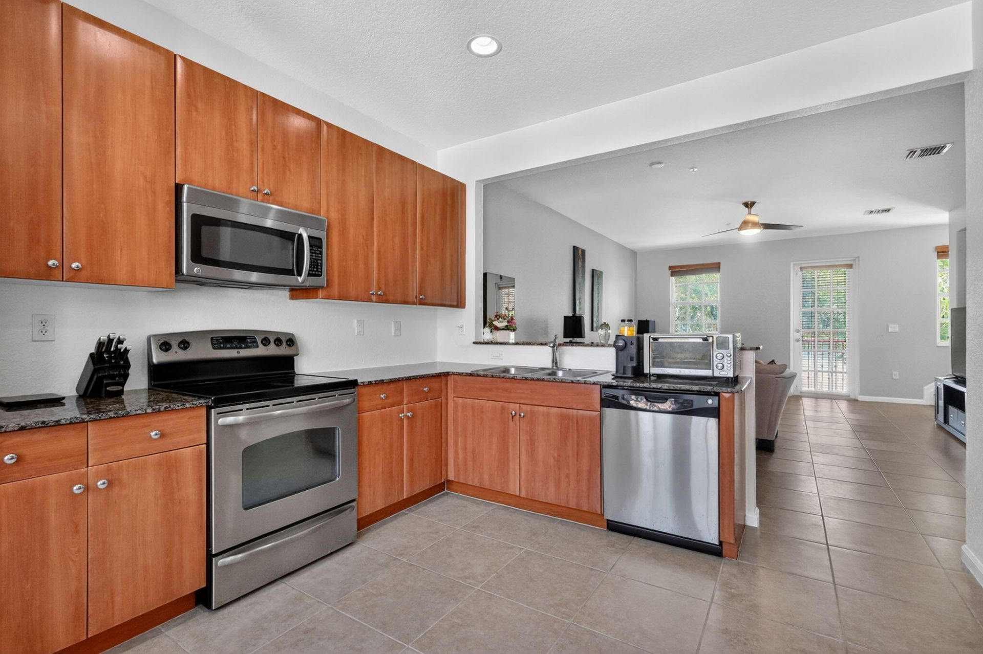 11900 SW 27th Street, Unit 1006, Miramar, FL 33025 Photo