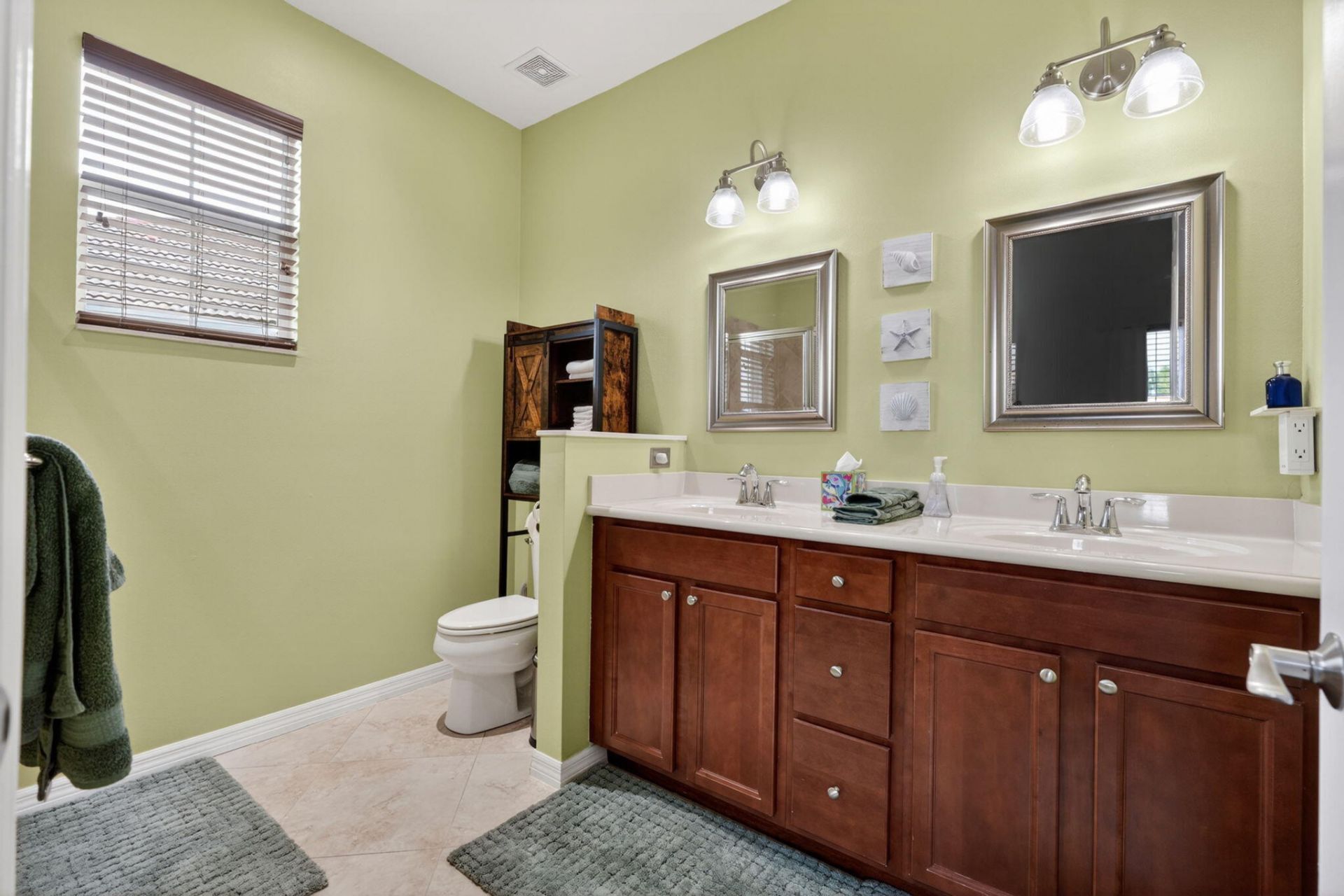 615 SW Glen Crest Way, Stuart, FL 34997 Photo