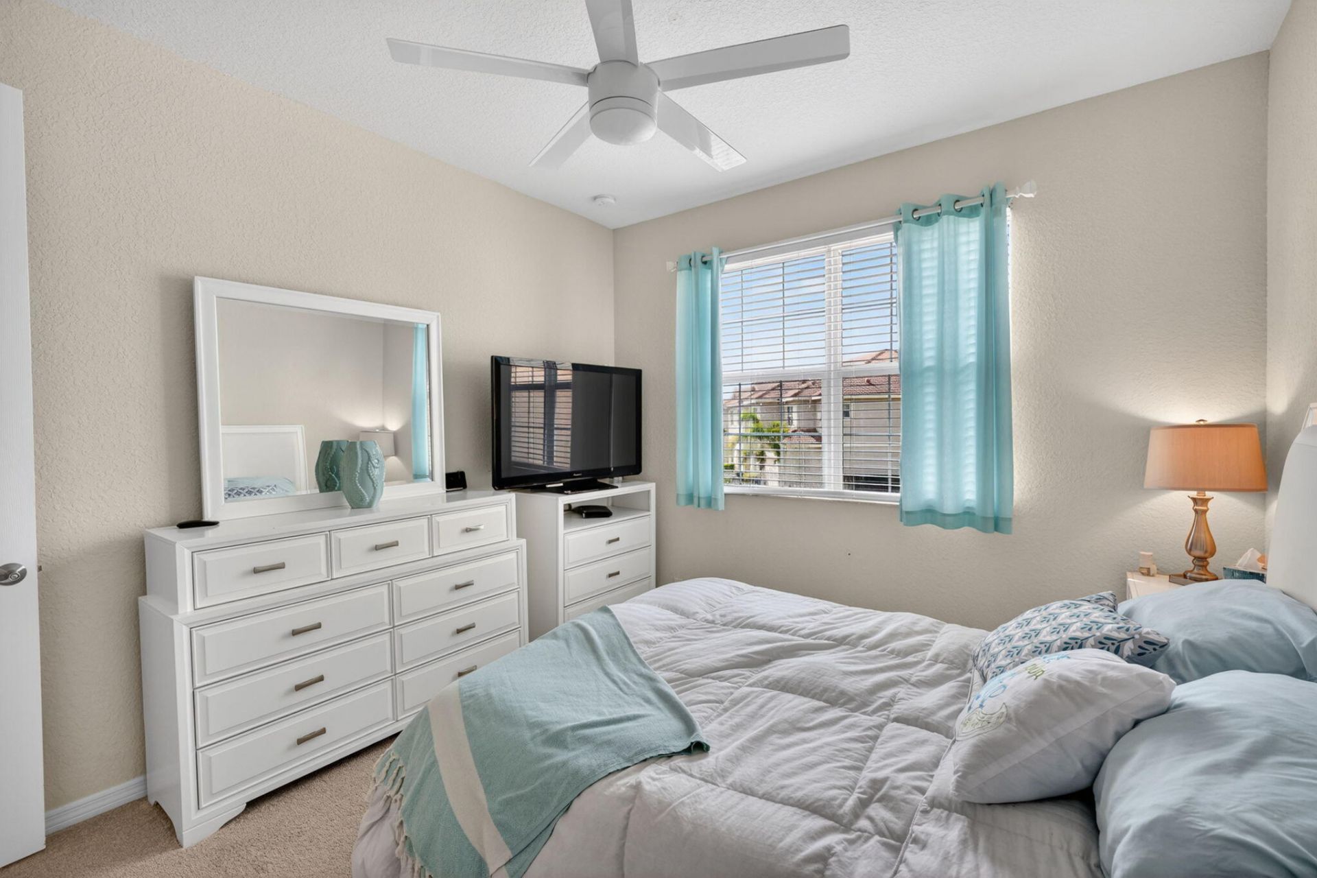 615 SW Glen Crest Way, Stuart, FL 34997 Photo