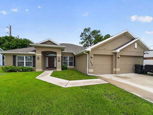 1858 SW Mackenzie Street, Port St. Lucie, FL 34953