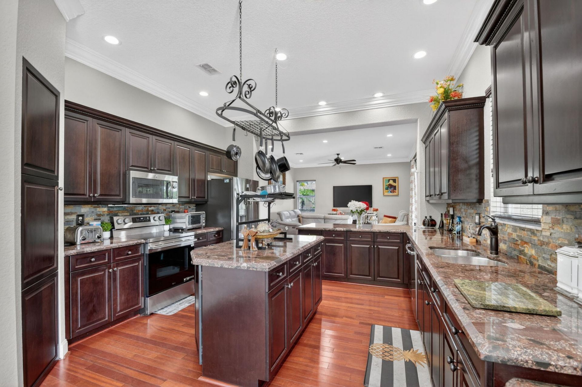 2540 Vicara Court, Royal Palm Beach, FL 33411 Photo