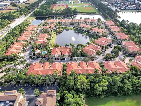 4941 E Bonsai Circle E, Unit 209, Palm Beach Gardens, FL 33418