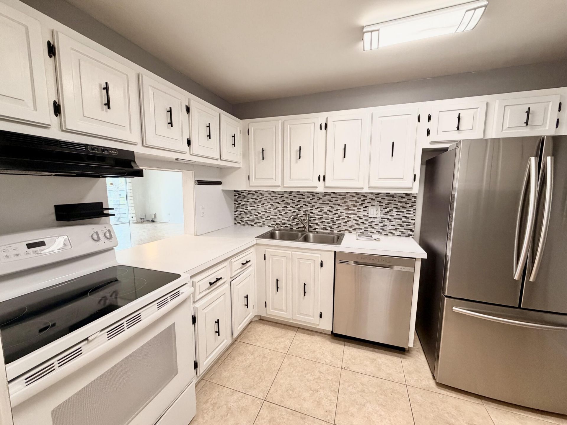 120 Lake Evelyn Drive, West Palm Beach, FL 33411 Photo