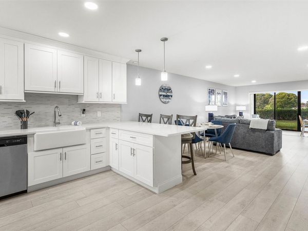 9286 Vista Del Lago, Boca Raton, FL 33428