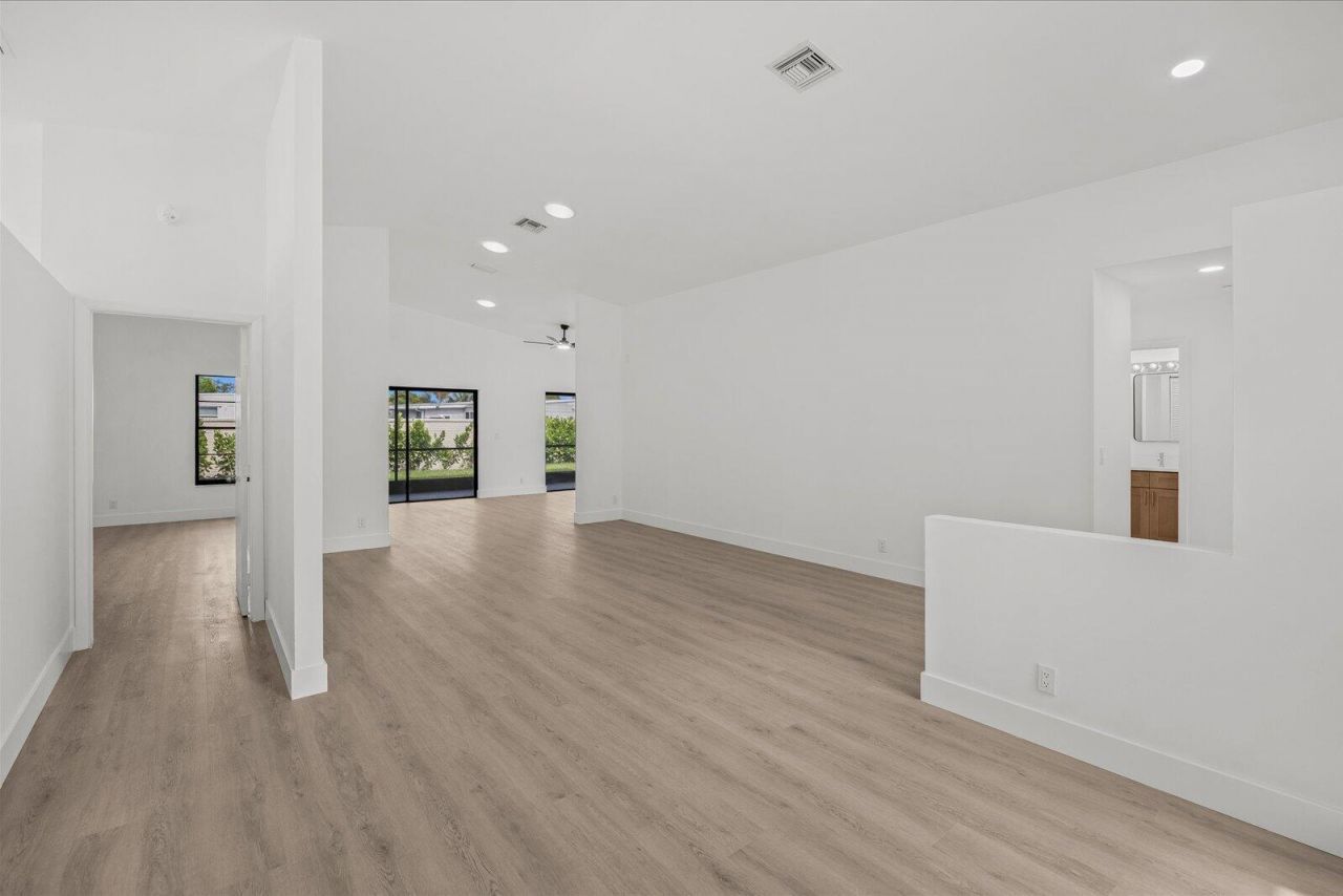8910 Boatswain Drive, Unit 8910, Boynton Beach, FL 33436 Photo