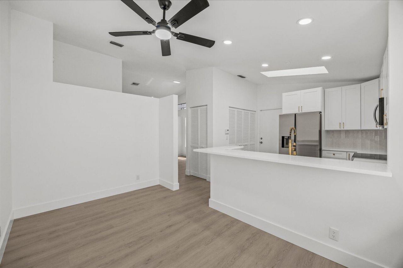 8910 Boatswain Drive, Unit 8910, Boynton Beach, FL 33436 Photo
