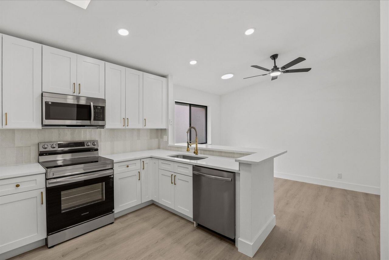 8910 Boatswain Drive, Unit 8910, Boynton Beach, FL 33436 Photo