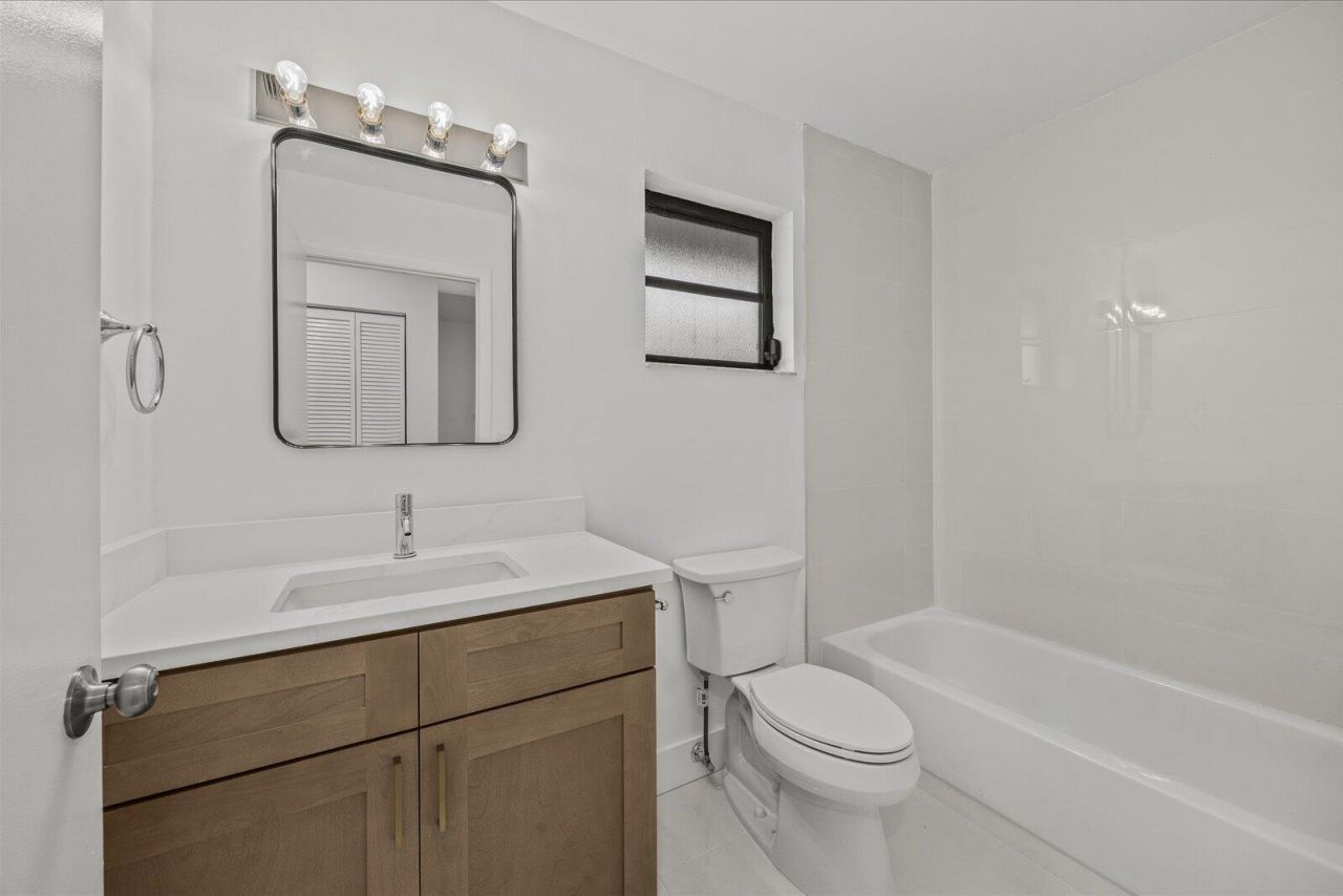 8910 Boatswain Drive, Unit 8910, Boynton Beach, FL 33436 Photo