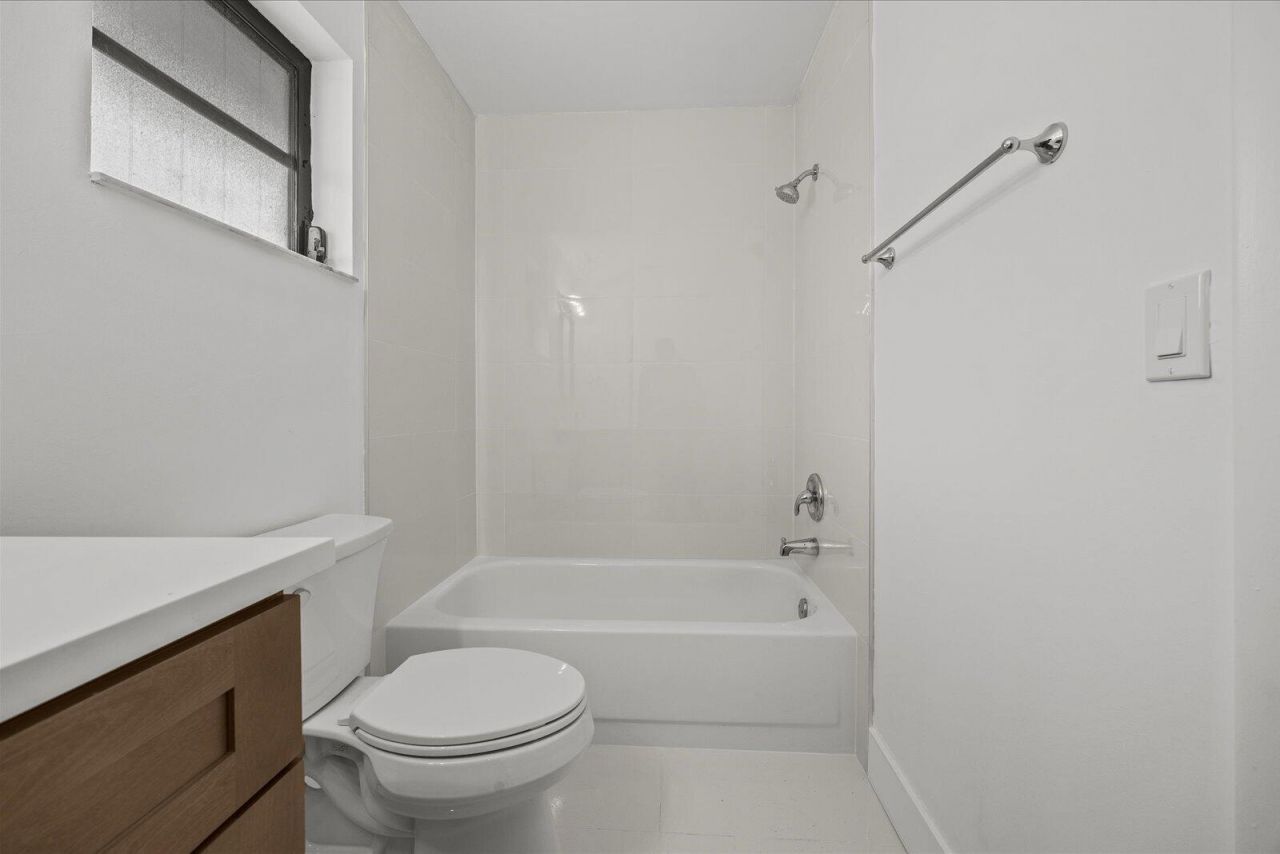 8910 Boatswain Drive, Unit 8910, Boynton Beach, FL 33436 Photo