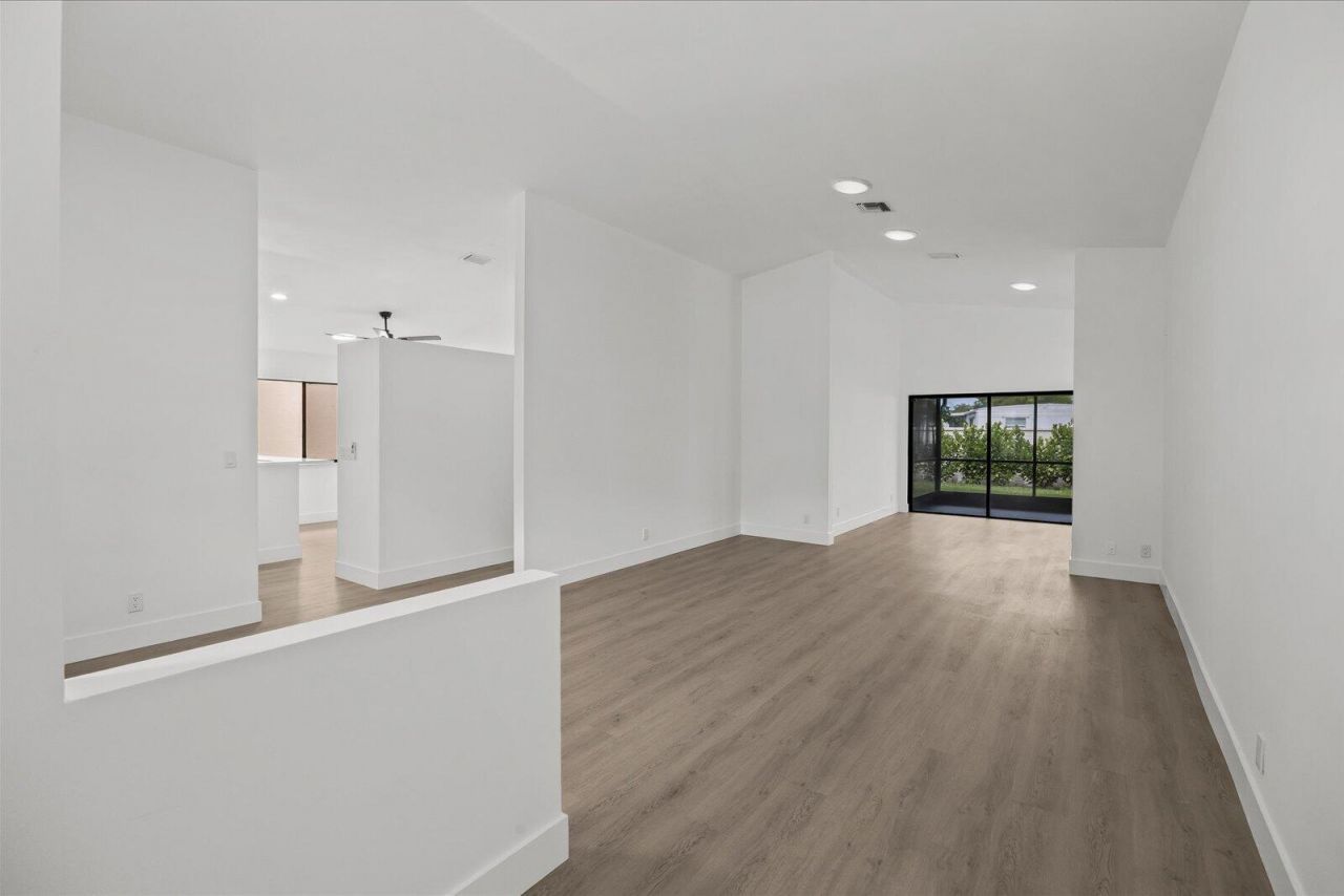 8910 Boatswain Drive, Unit 8910, Boynton Beach, FL 33436 Photo