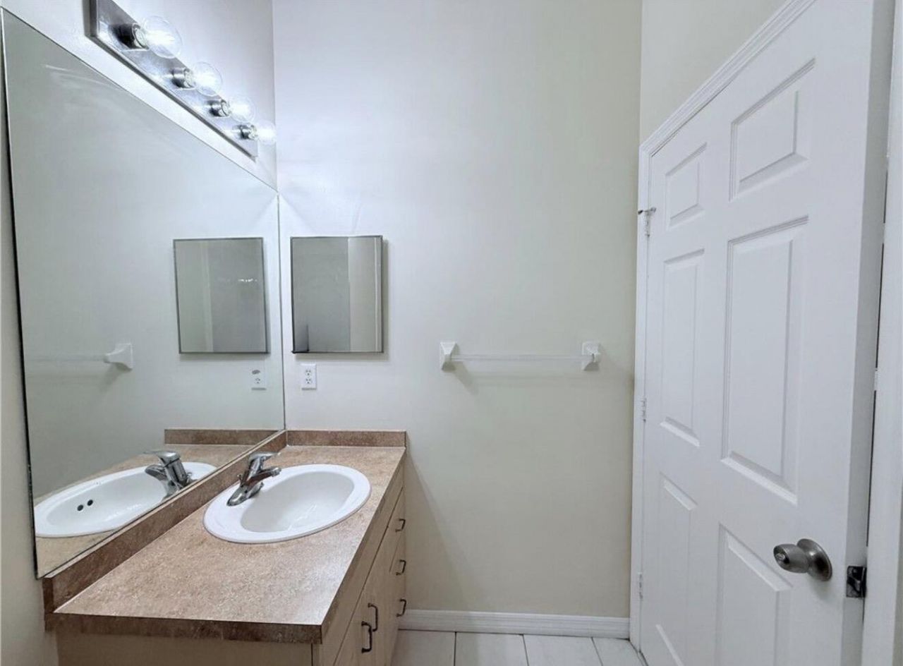5837 Spanish River Road, Fort Pierce, FL 34951 Photo