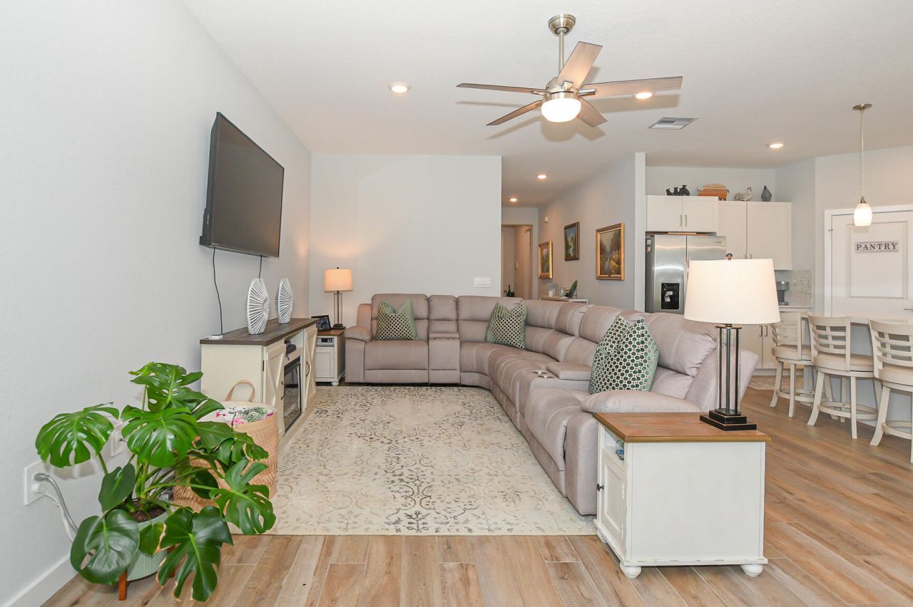 5970 SE Skyblue Circle, Stuart, FL 34997 Photo