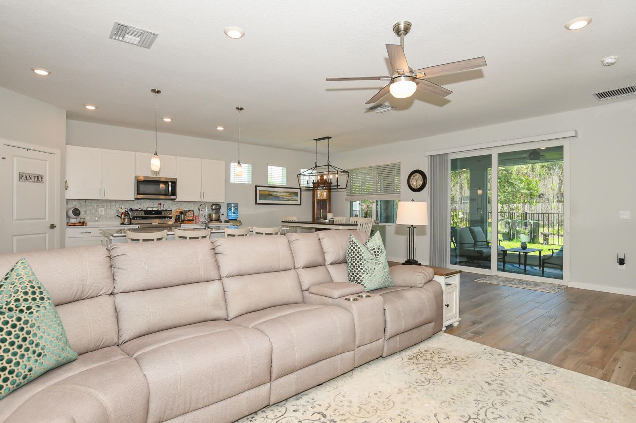 5970 SE Skyblue Circle, Stuart, FL 34997 Photo