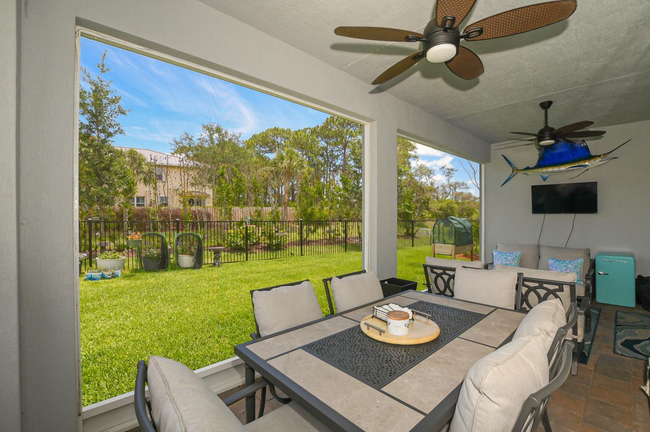5970 SE Skyblue Circle, Stuart, FL 34997 Photo
