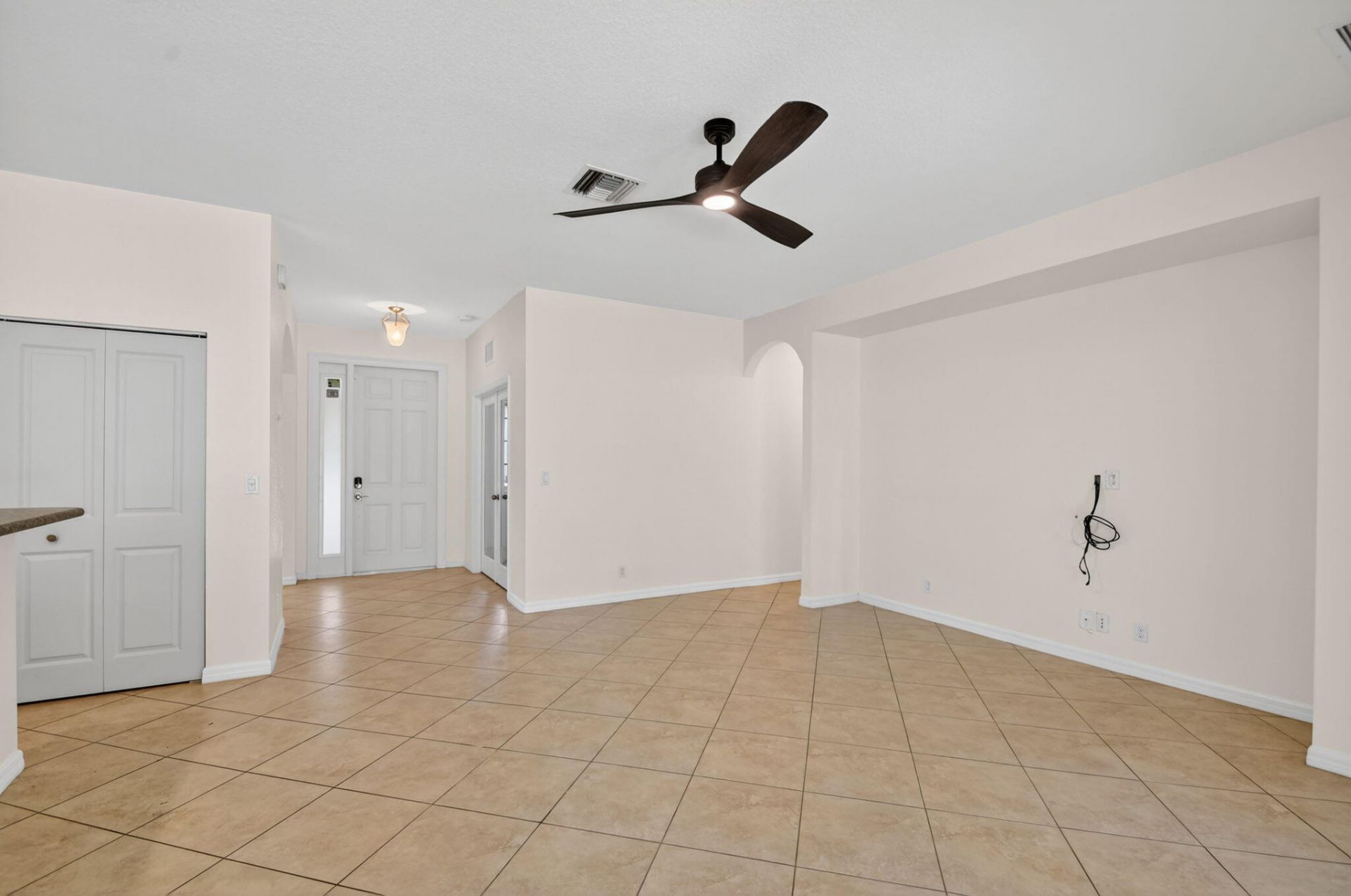 6810 Osage Circle, Greenacres, FL 33413 Photo