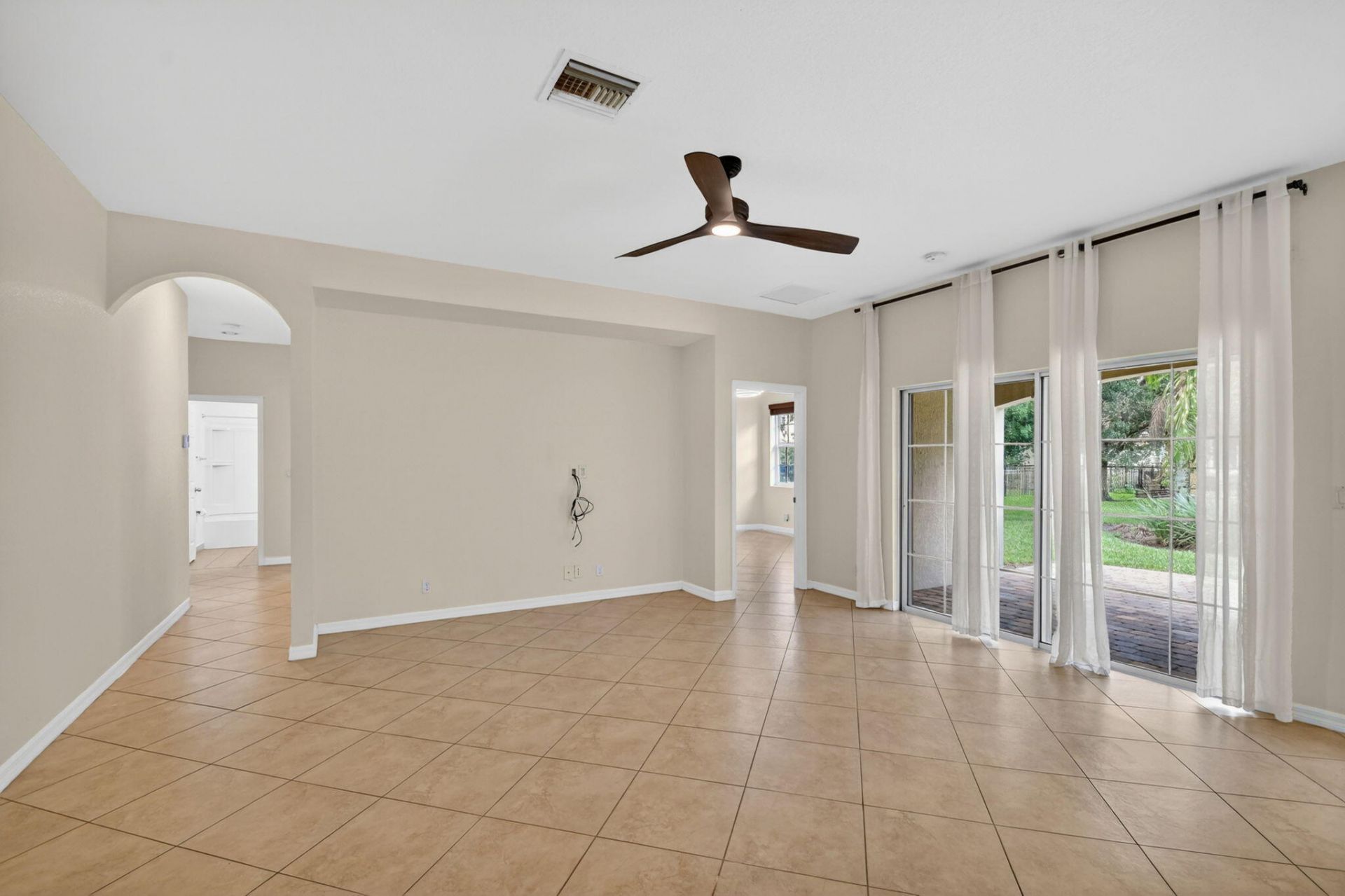 6810 Osage Circle, Greenacres, FL 33413 Photo