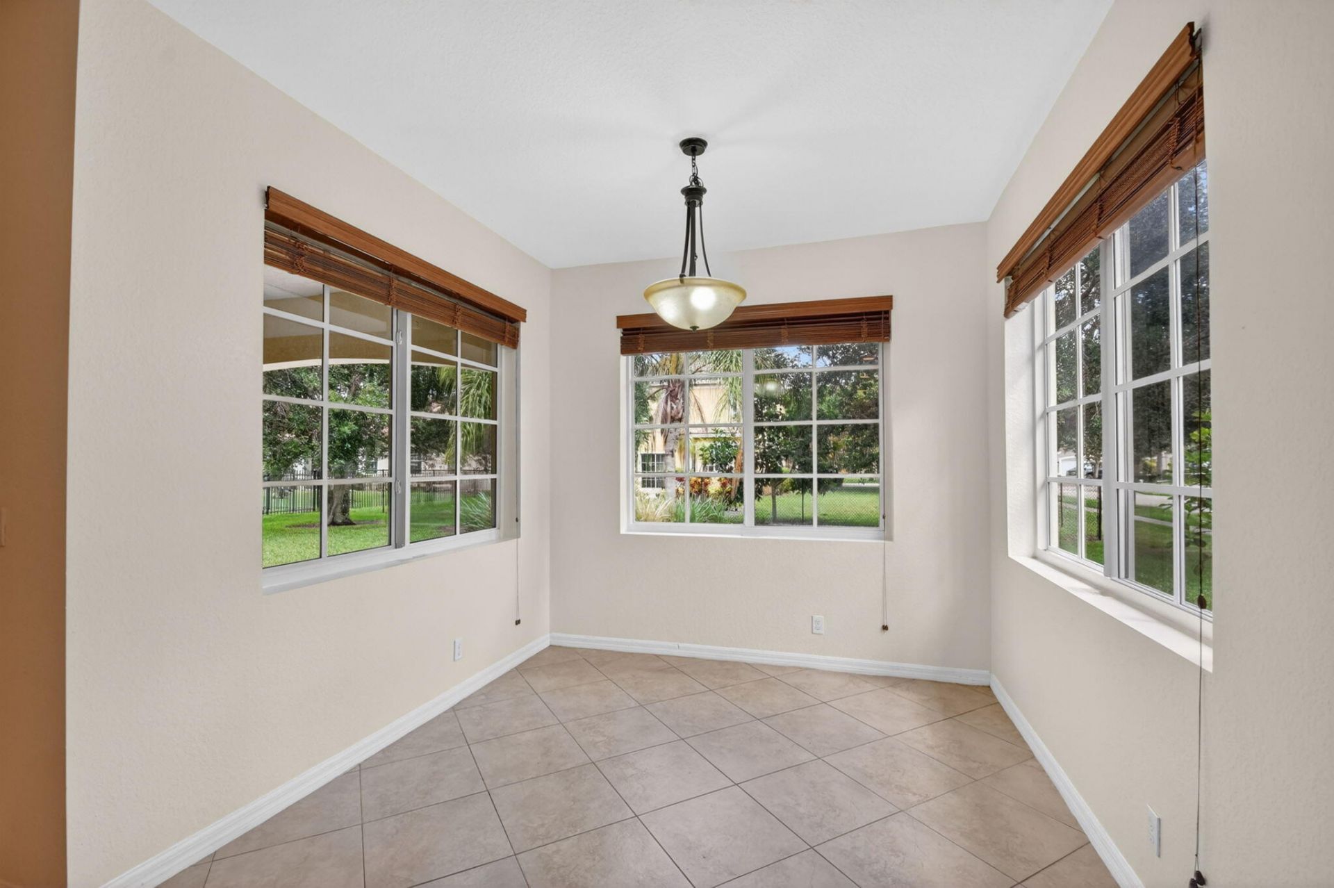 6810 Osage Circle, Greenacres, FL 33413 Photo