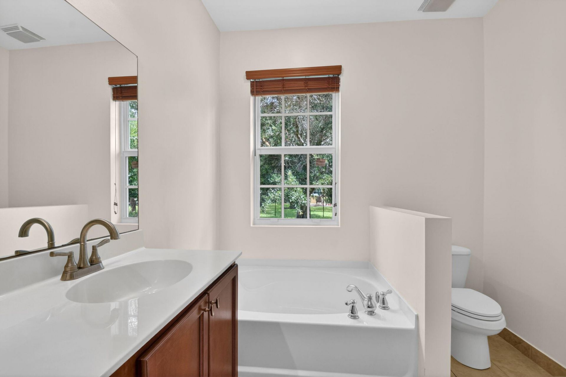 6810 Osage Circle, Greenacres, FL 33413 Photo