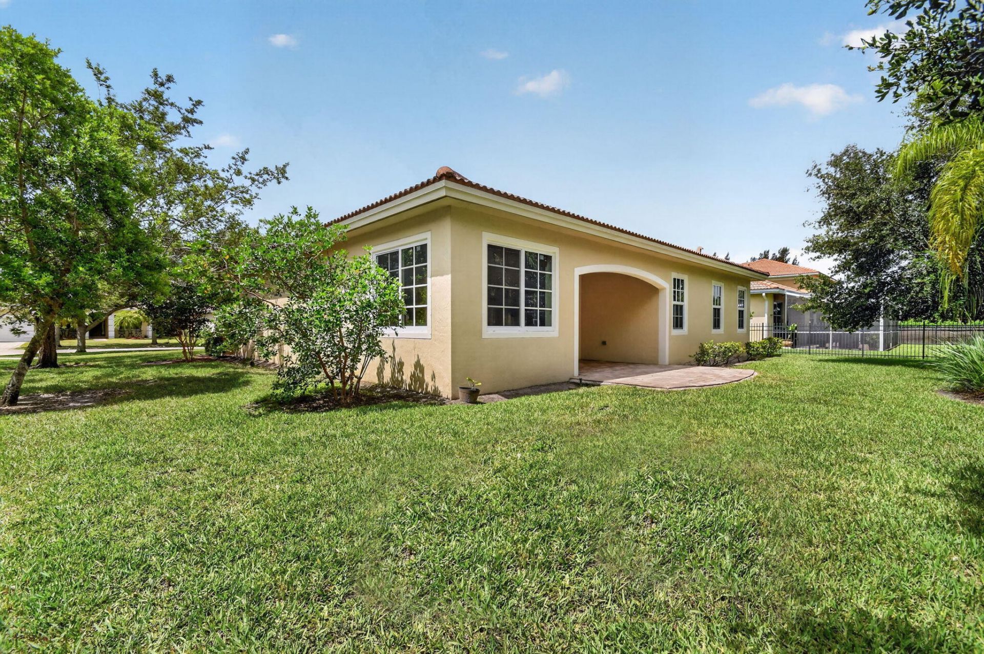6810 Osage Circle, Greenacres, FL 33413 Photo