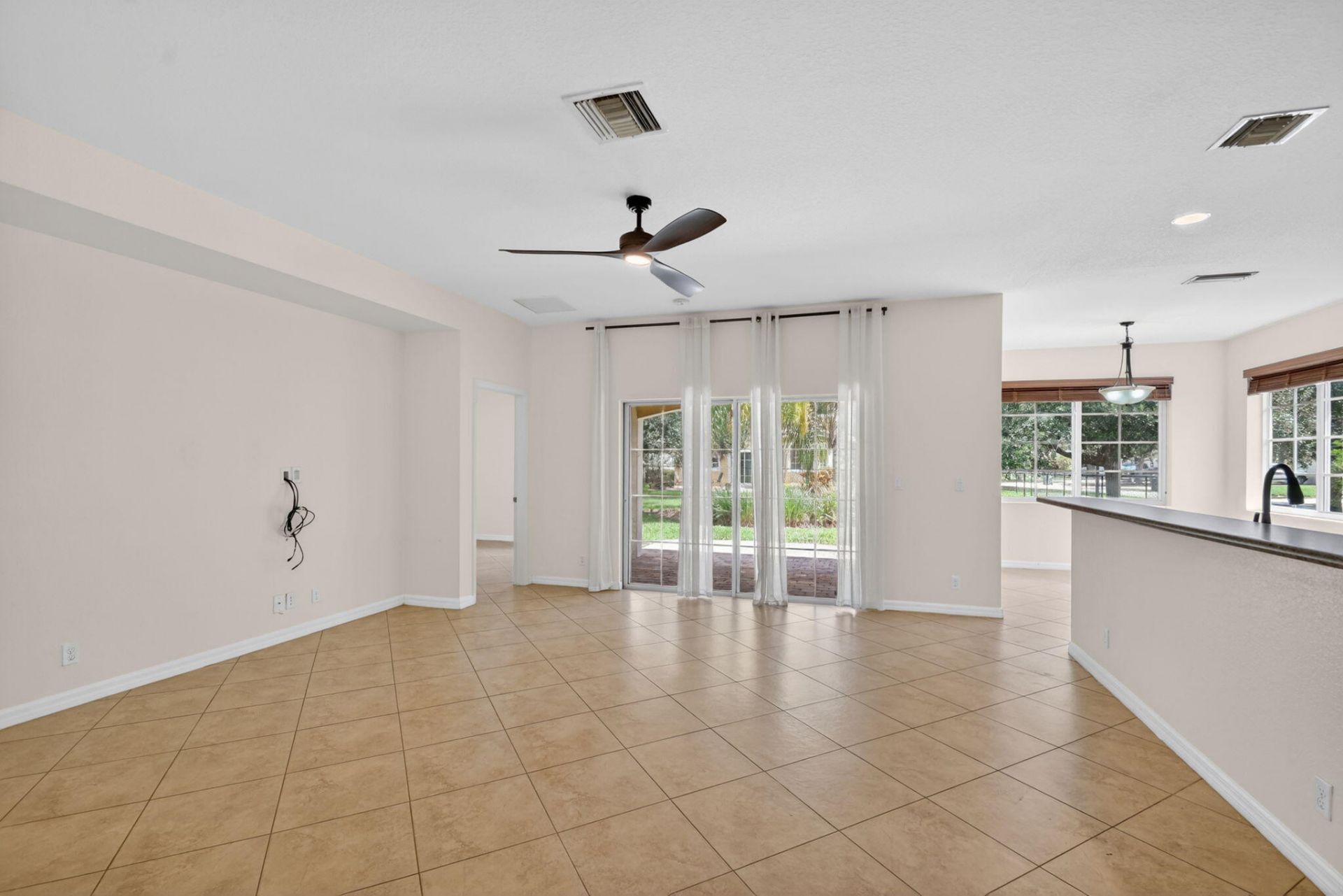 6810 Osage Circle, Greenacres, FL 33413 Photo