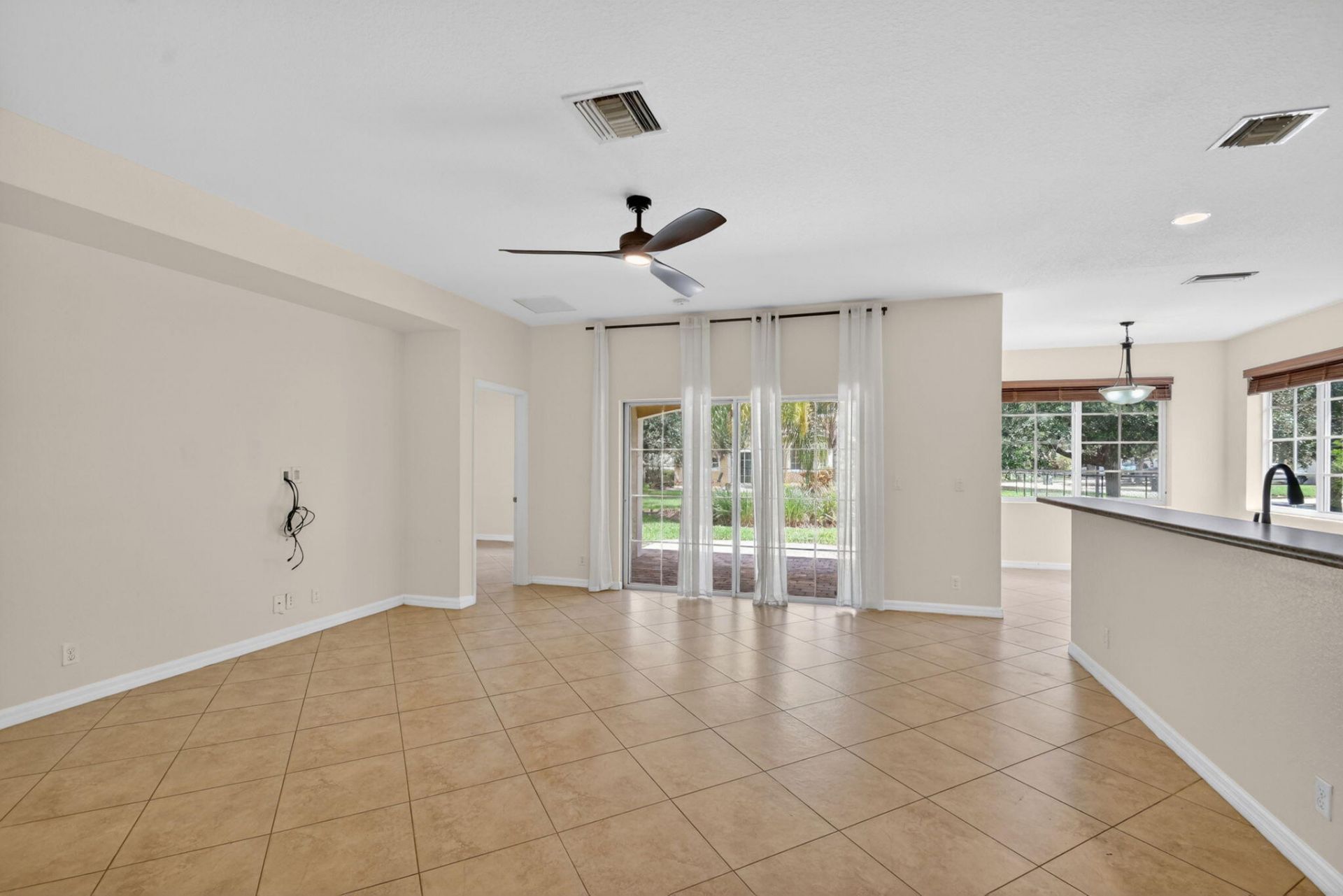 6810 Osage Circle, Greenacres, FL 33413 Photo
