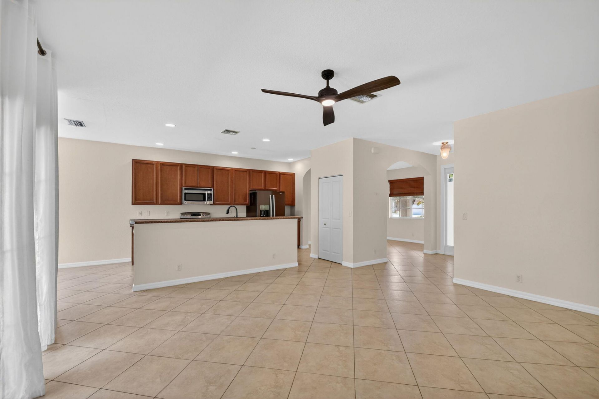 6810 Osage Circle, Greenacres, FL 33413 Photo