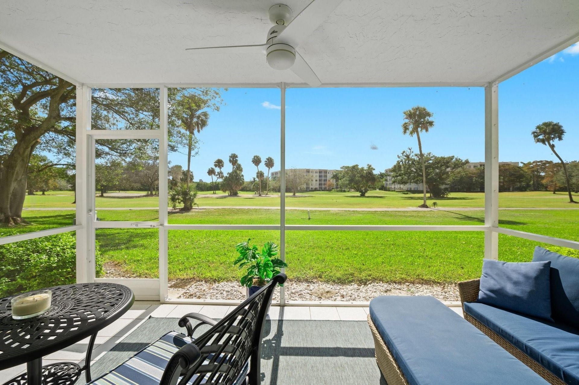 3700 Oaks Clubhouse Drive, Unit 106, Pompano Beach, FL 33069 Photo